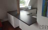 L-Küche mit Silestone Merope Arbeitsplatten