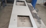 Produktion - Dekton Arbeitsplatte VK01 Nebbia mit Ausschnitt