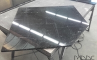 Produktion - Porto Branco Scuro Granit Eckplatte mit Schrägschnitt