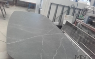 Produktion - Porcelanosa Tischplatte Liem Dark mit Nature Oberfläche