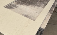 Produktion - Ausschnitt in der Danae Dekton Arbeitsplatte