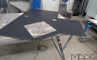 Produktion - Ausklinkungen in der Sirius Dekton Arbeitsplatte
