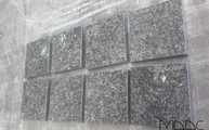 Acht gleichgroße Marmor Kaminabdeckplatten Belgisch Granit