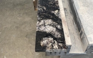 Produktion - Polierte Granit Fensterbänke Tropical Storm