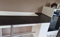 Kelya Dekton Tischplatte montiert