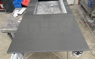 Produktion - Ausschnitt in der Marengo Silestone Arbeitsplatte