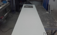 Produktion - 2141 Snow Caesarstone Arbeitsplatte mit Ausschnitt