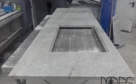 Produktion - Astoria Ivory Granit Arbeitsplatte mit Ausschnitt