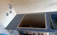 Ceranfeld in der Elegant Black Marazzi Arbeitsplatte
