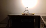 L-förmige IKEA Küche mit Granit Arbeitsplatten Viscont White