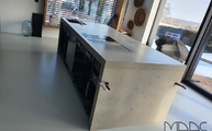 Küchenblock mit Jura Grau Marmor Arbeitsplatte und Seitenwangen 